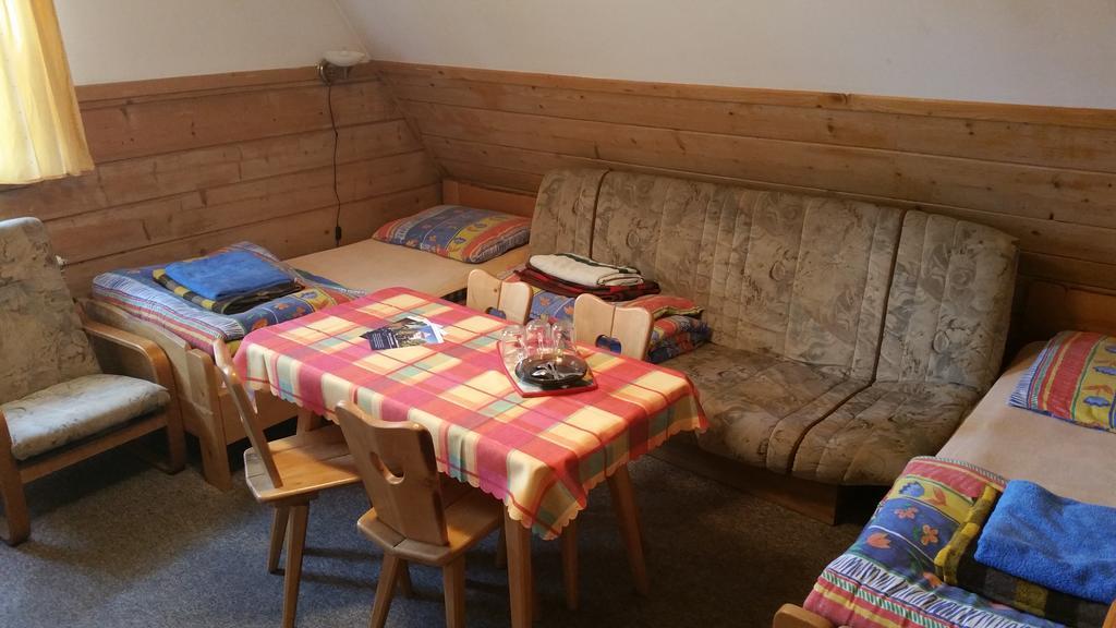 Camping Harenda Pokoje Goscinne I Domki Zakopane Kültér fotó
